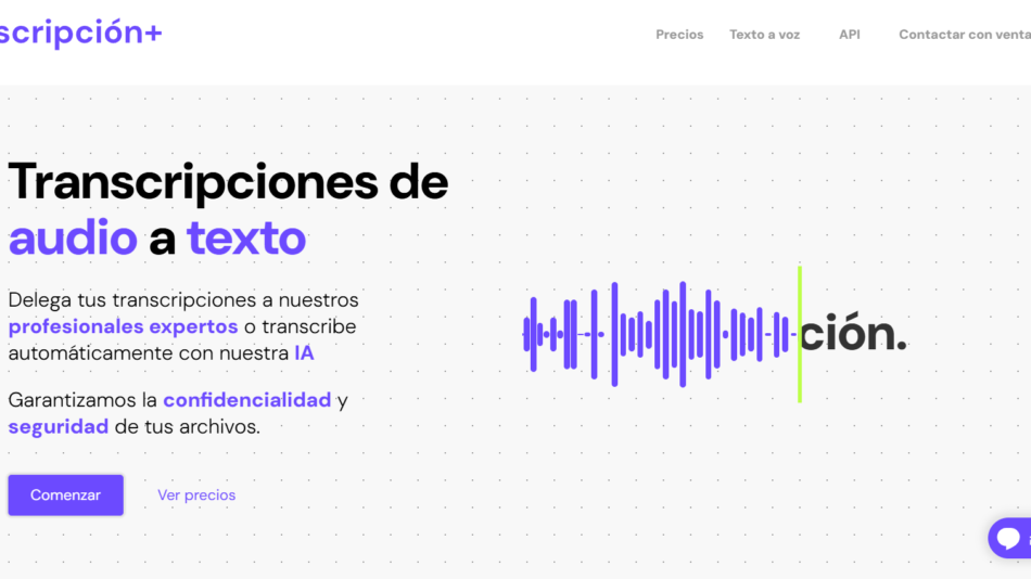 60 - Hero section promoting 'Transcripciones de audio a texto' in Spanish, with explanatory text and a blue/purple CTA button labeled 'Comenzar'